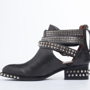 Everly Spike