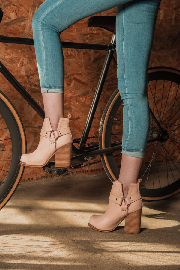 Oshea Nude Leather